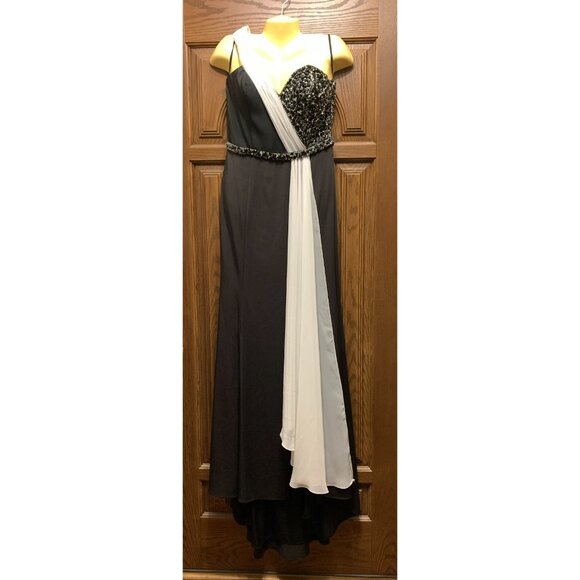 IMPERO COUTURE Euro size 46 Designer Formal Gown Black White Beaded One Shoulder - Picture 8 of 13